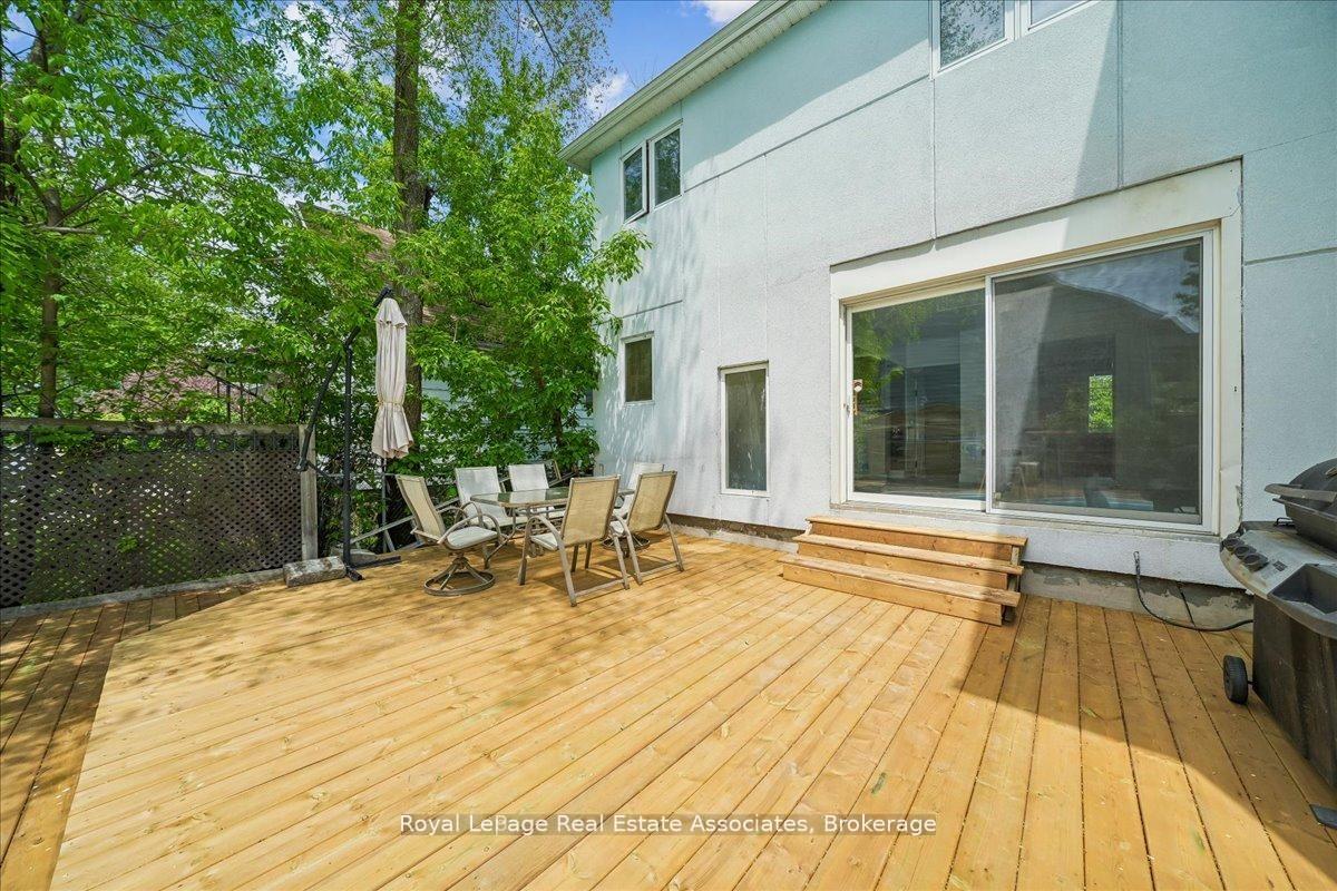 Photo 5 of 1168 Canterbury Road, Mississauga, Mineola — HOMEH