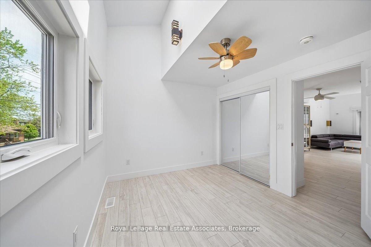 Photo 24 of 1168 Canterbury Road, Mississauga, Mineola — HOMEH