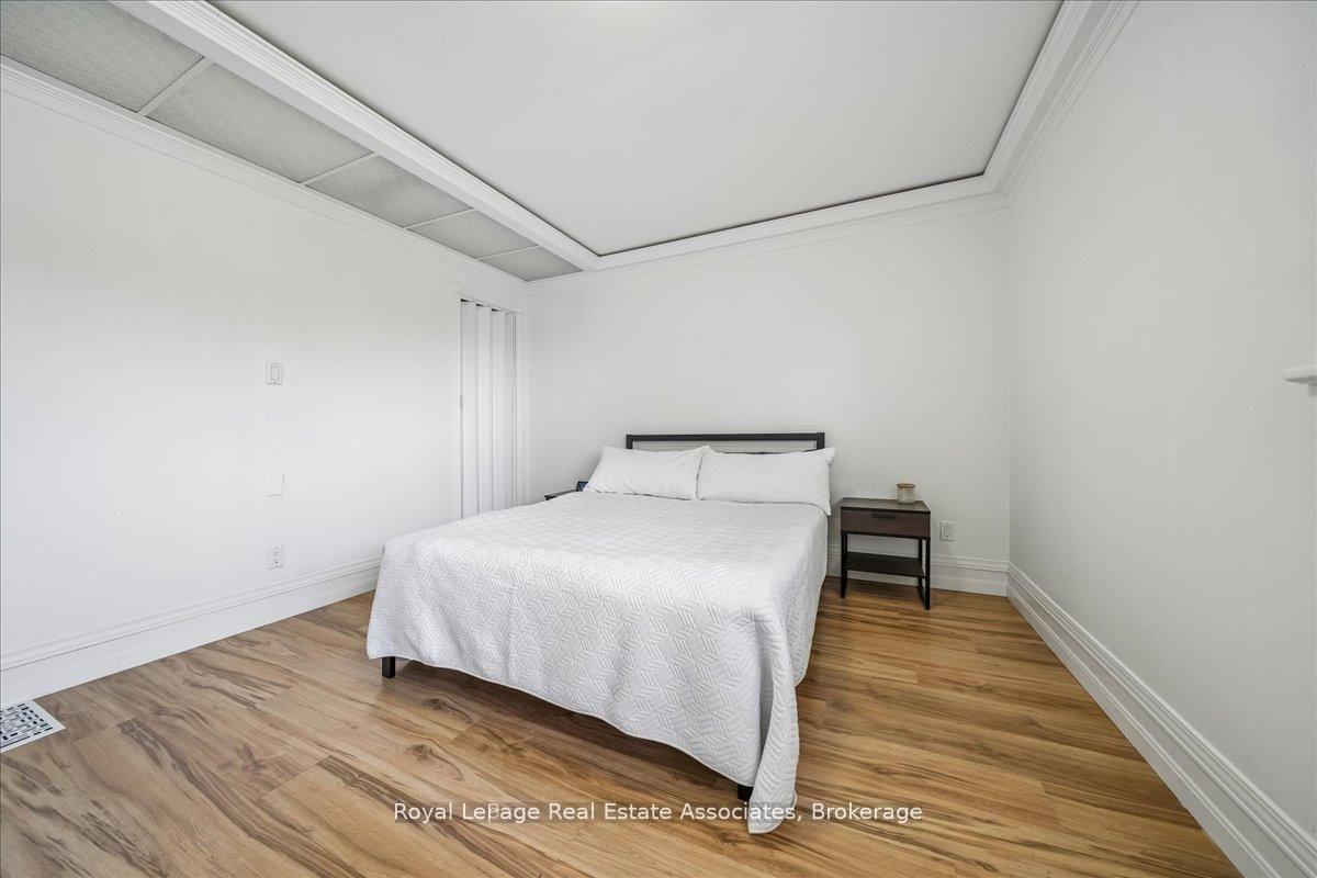 Photo 25 of 1168 Canterbury Road, Mississauga, Mineola — HOMEH