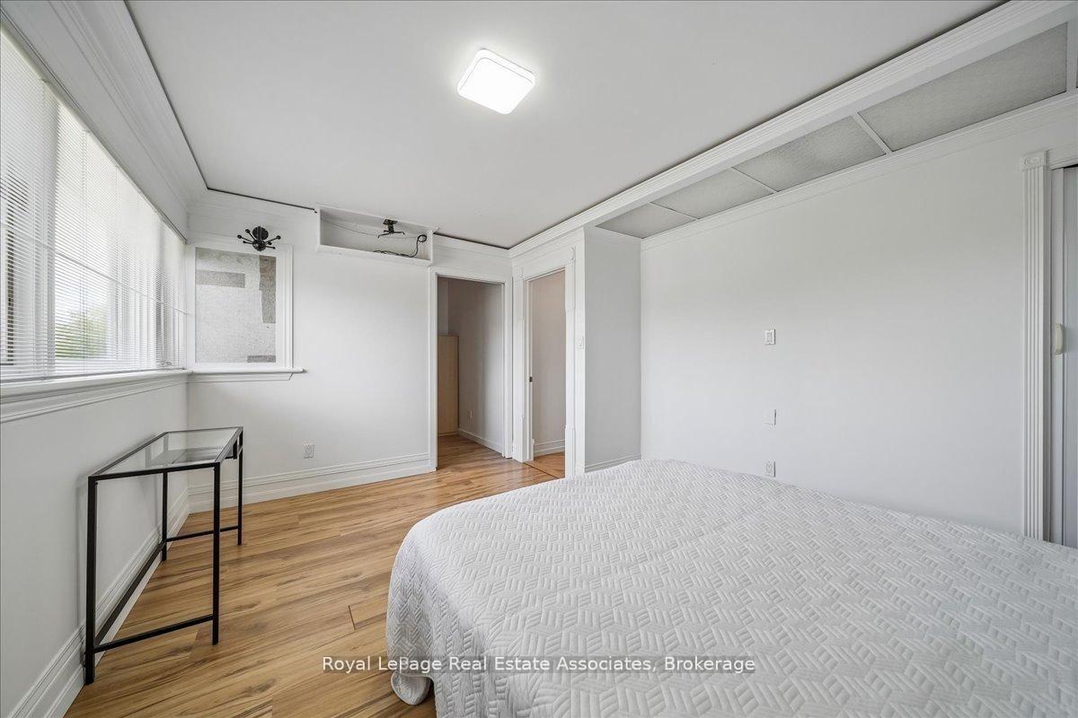 Photo 26 of 1168 Canterbury Road, Mississauga, Mineola — HOMEH