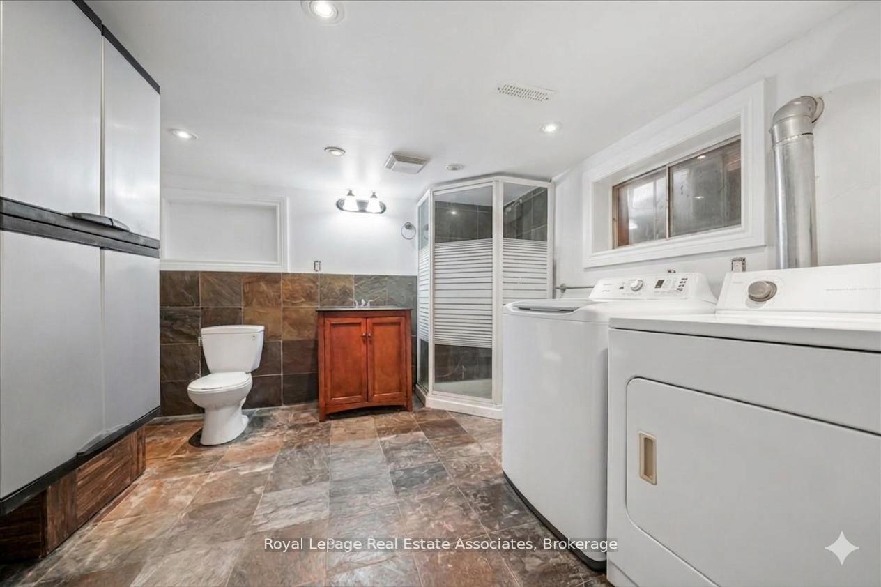 Photo 32 of 1168 Canterbury Road, Mississauga, Mineola — HOMEH