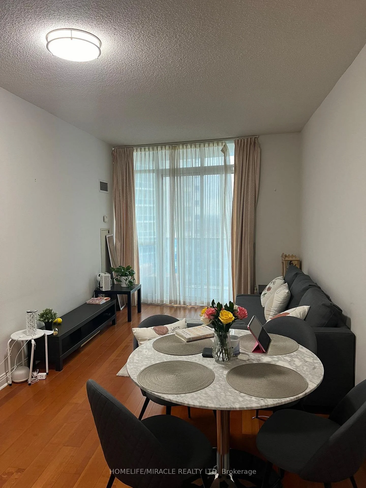 Photo 4 of Unit 1901, 70 Absolute Avenue, Mississauga, City Centre — HOMEH