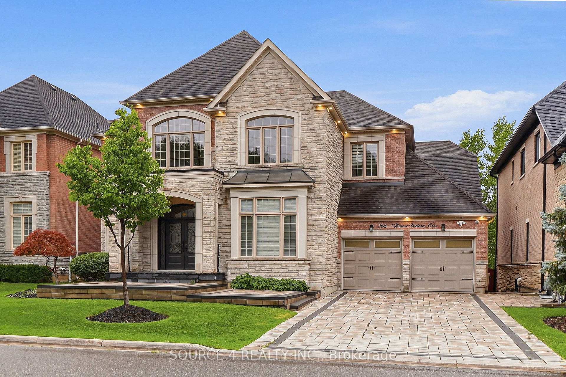 Front of 268 Grand Vellore Crescent