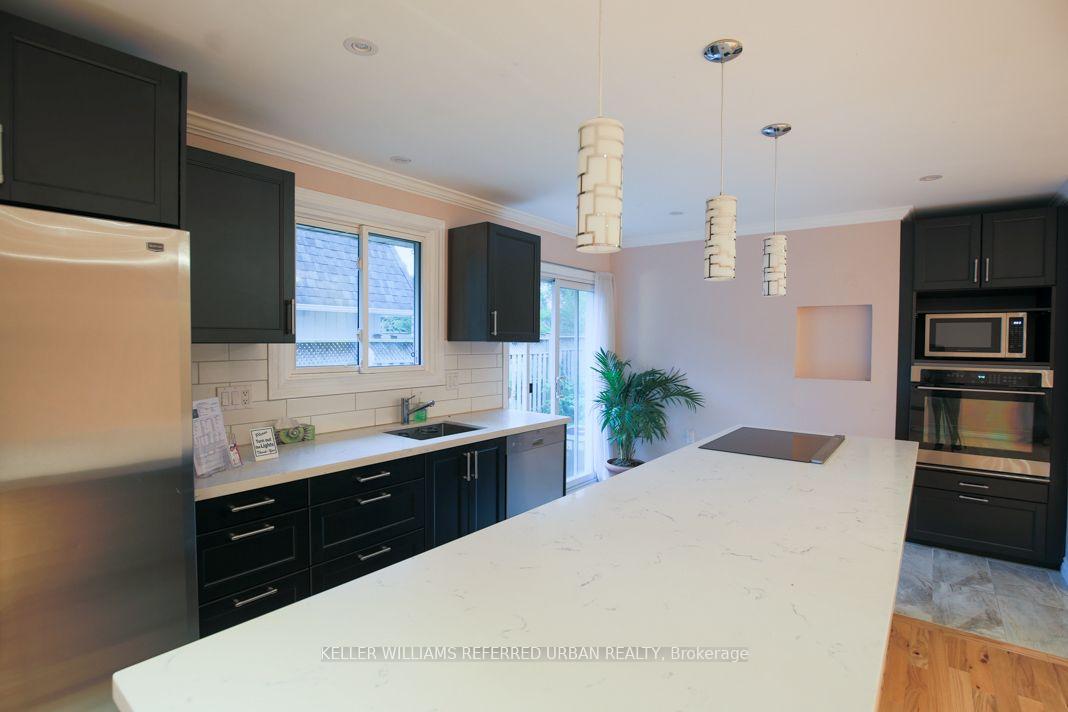 Photo 14 of 2255 Urwin Crescent, Oakville, West — HOMEH