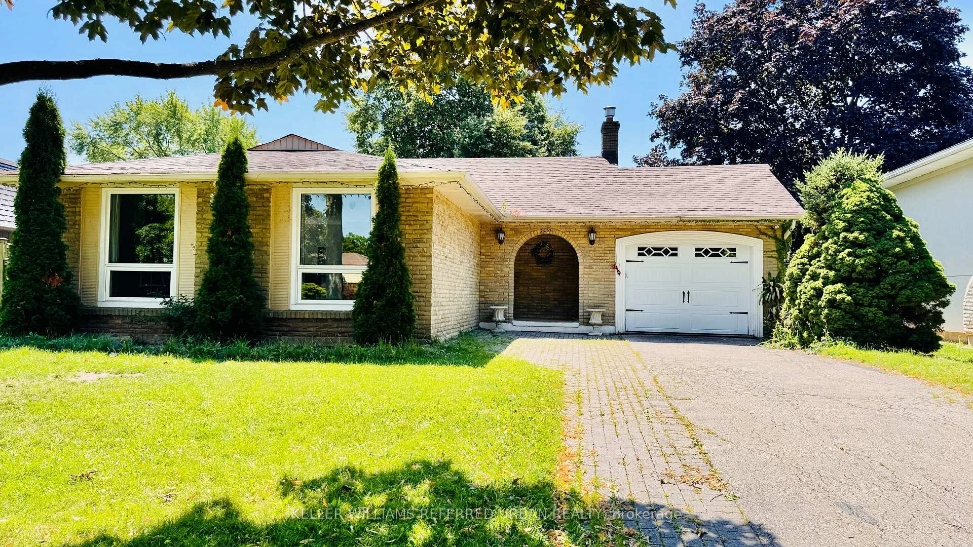 Photo 3 of 2255 Urwin Crescent, Oakville, West — HOMEH