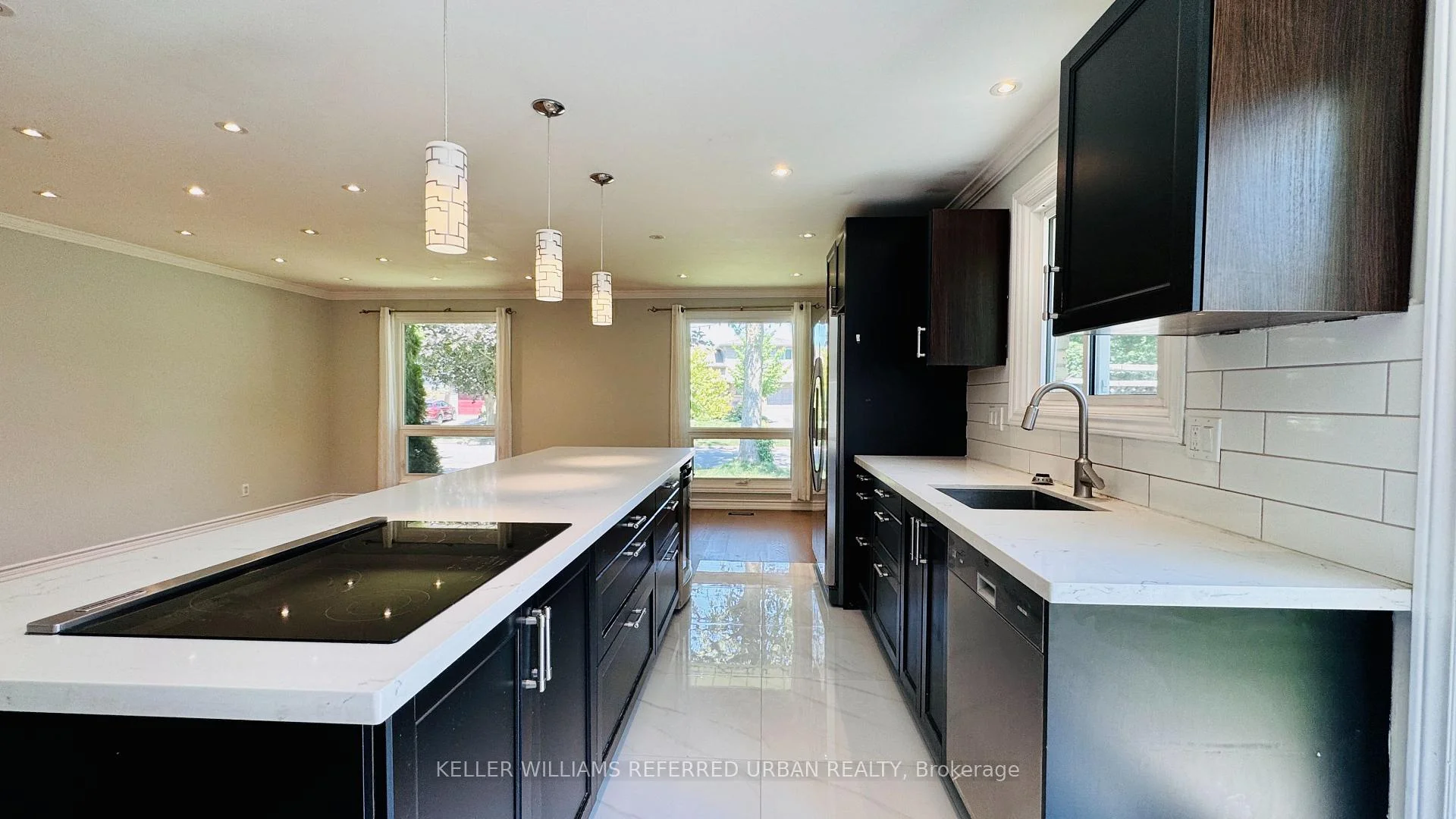 Photo 18 of 2255 Urwin Crescent, Oakville, West — HOMEH