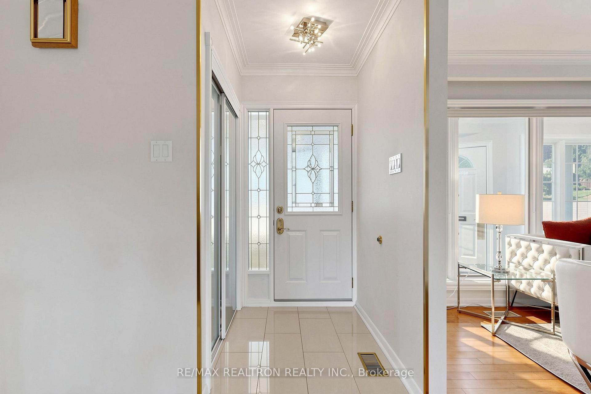 Photo 21 of 18 Olsen Drive, North York, Parkwoods-Donalda — HOMEH
