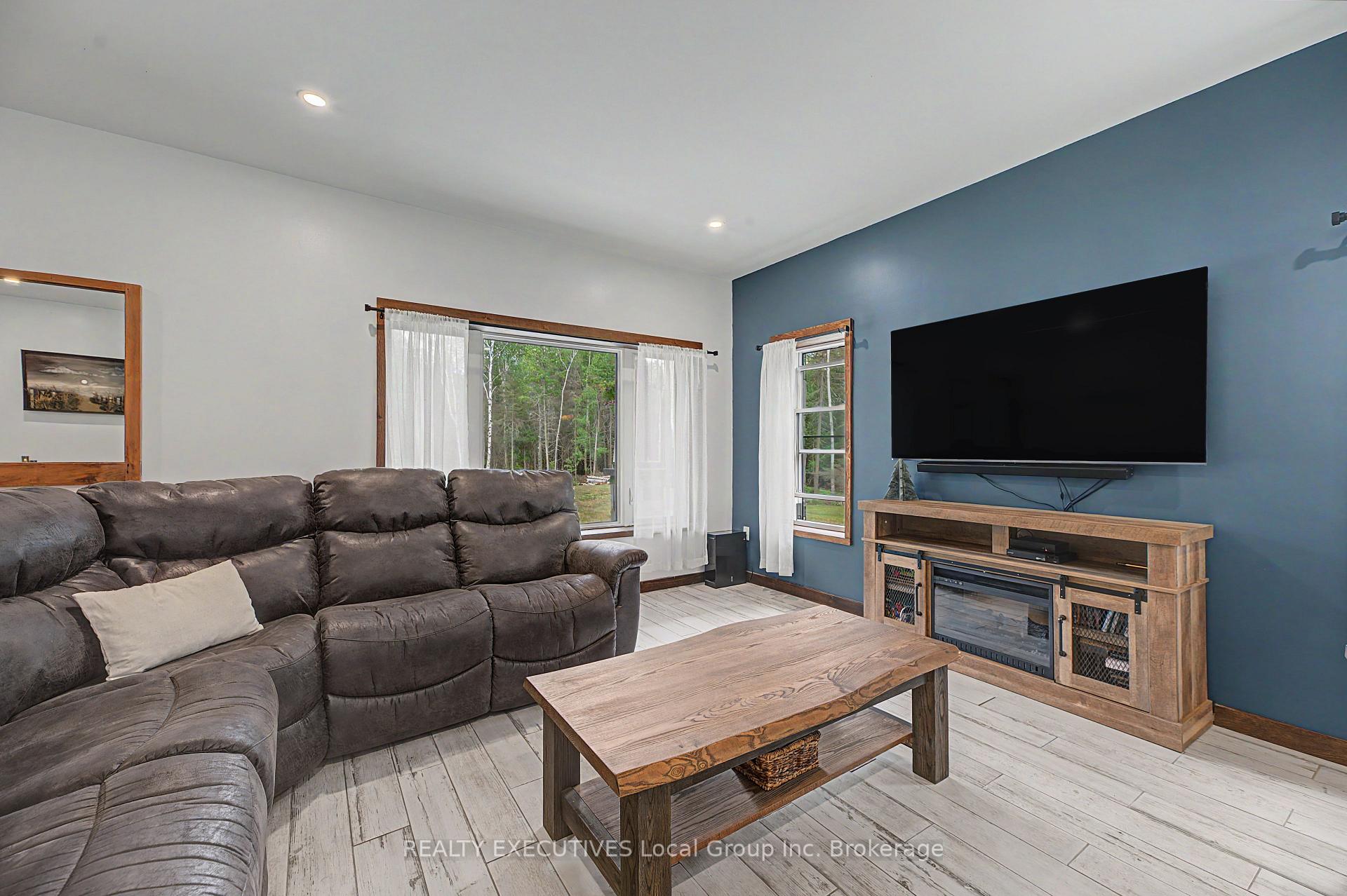 Photo 11 of 2149 South Shore Road, Bonfield — HOMEH