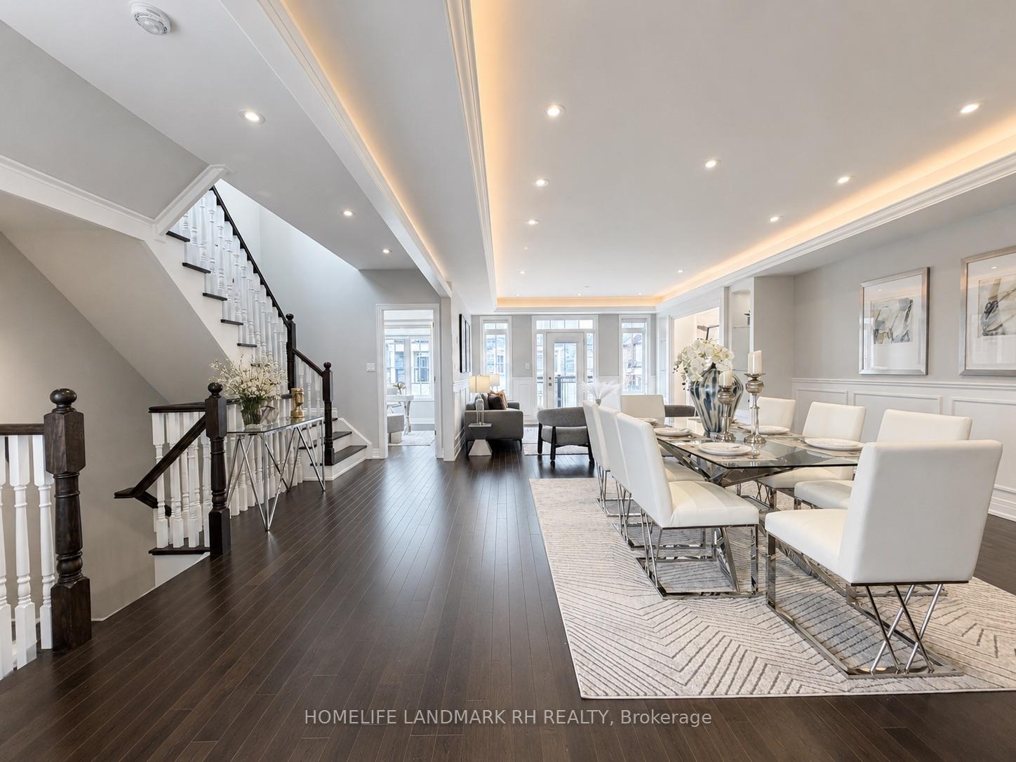 Photo 16 of 11 Lorne Glen Street, Markham, Berczy — HOMEH