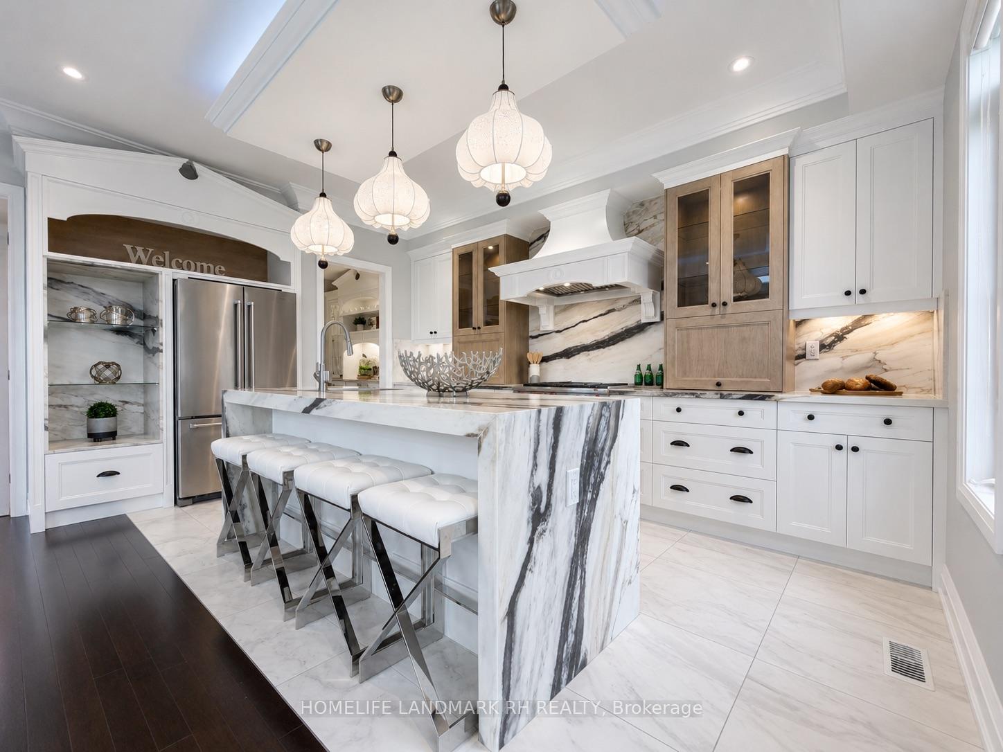 Photo 26 of 11 Lorne Glen Street, Markham, Berczy — HOMEH