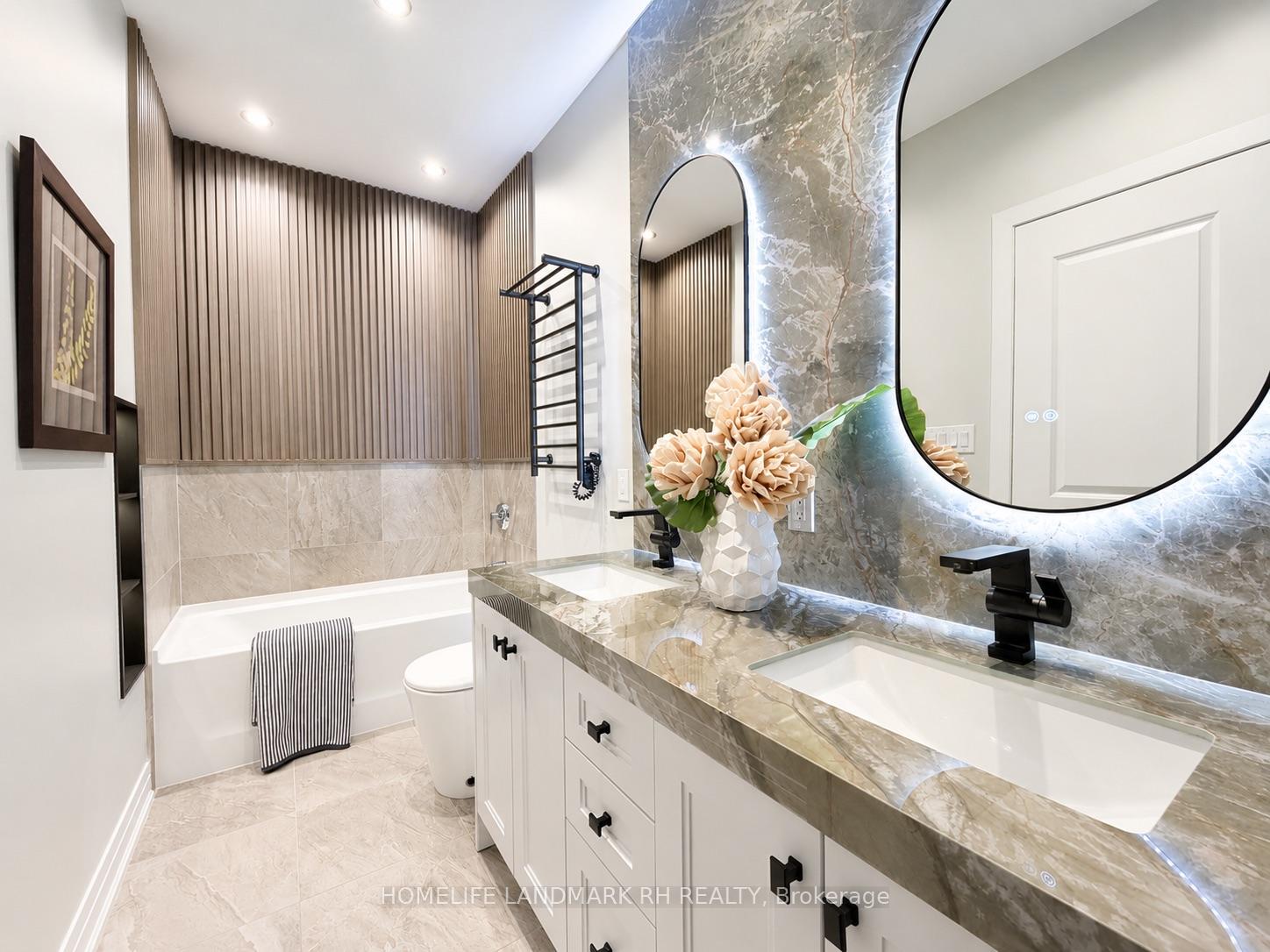 Photo 36 of 11 Lorne Glen Street, Markham, Berczy — HOMEH
