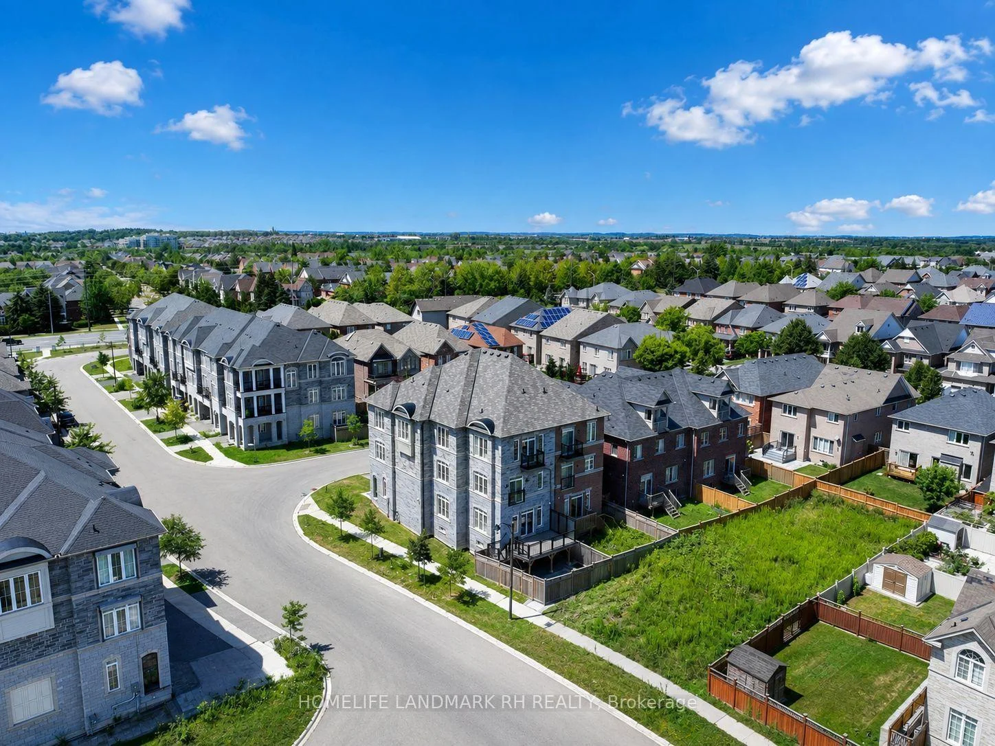 Photo 59 of 11 Lorne Glen Street, Markham, Berczy — HOMEH