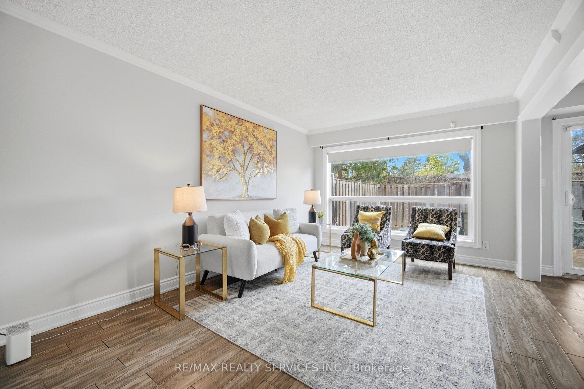Photo 9 of Unit 47, 43 Vodden Court, Brampton, Brampton North — HOMEH