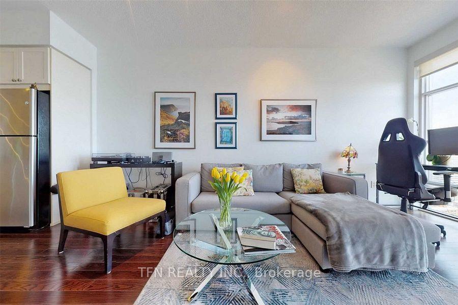 Photo 3 of Unit 4101, 2191 Yonge Street, Toronto, Mount Pleasant West — HOMEH