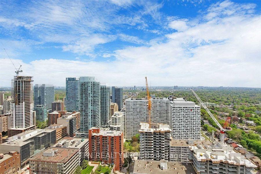 Photo 14 of Unit 4101, 2191 Yonge Street, Toronto, Mount Pleasant West — HOMEH