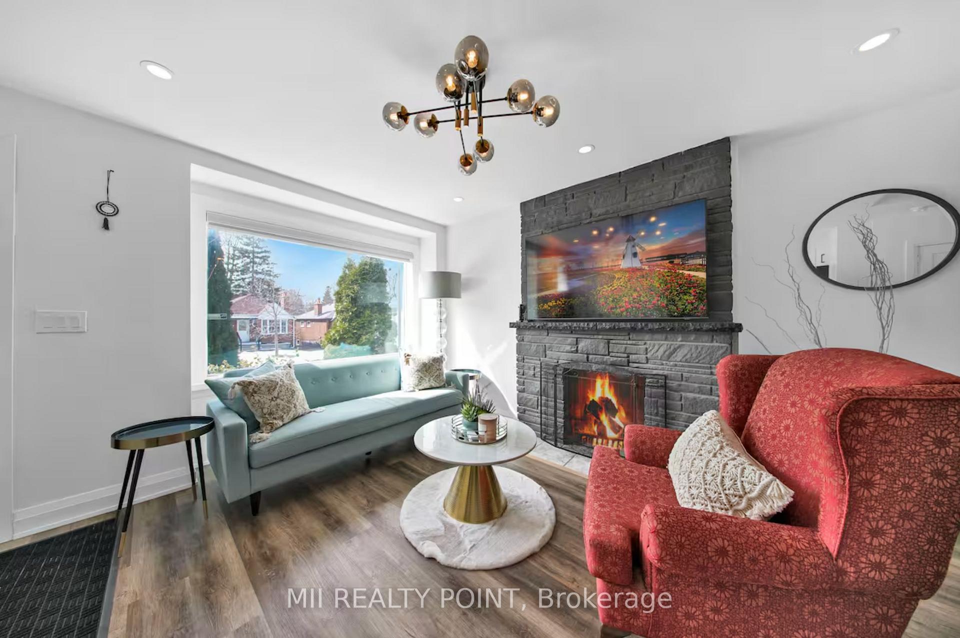 Photo 4 of Unit Main, 49 Manderley Drive, Scarborough, Birchcliffe-Cliffside — HOMEH