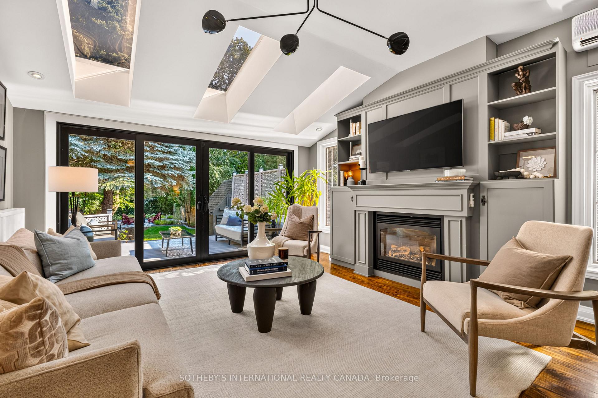 Photo 12 of 699 Merton Street, Toronto, Mount Pleasant East — HOMEH