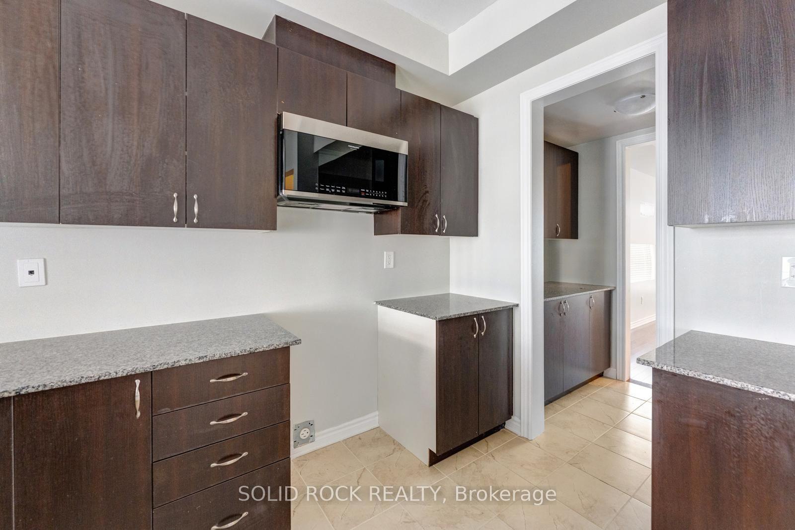 Photo 10 of 142 Farooq Boulevard S, Vaughan, Vellore Village — HOMEH