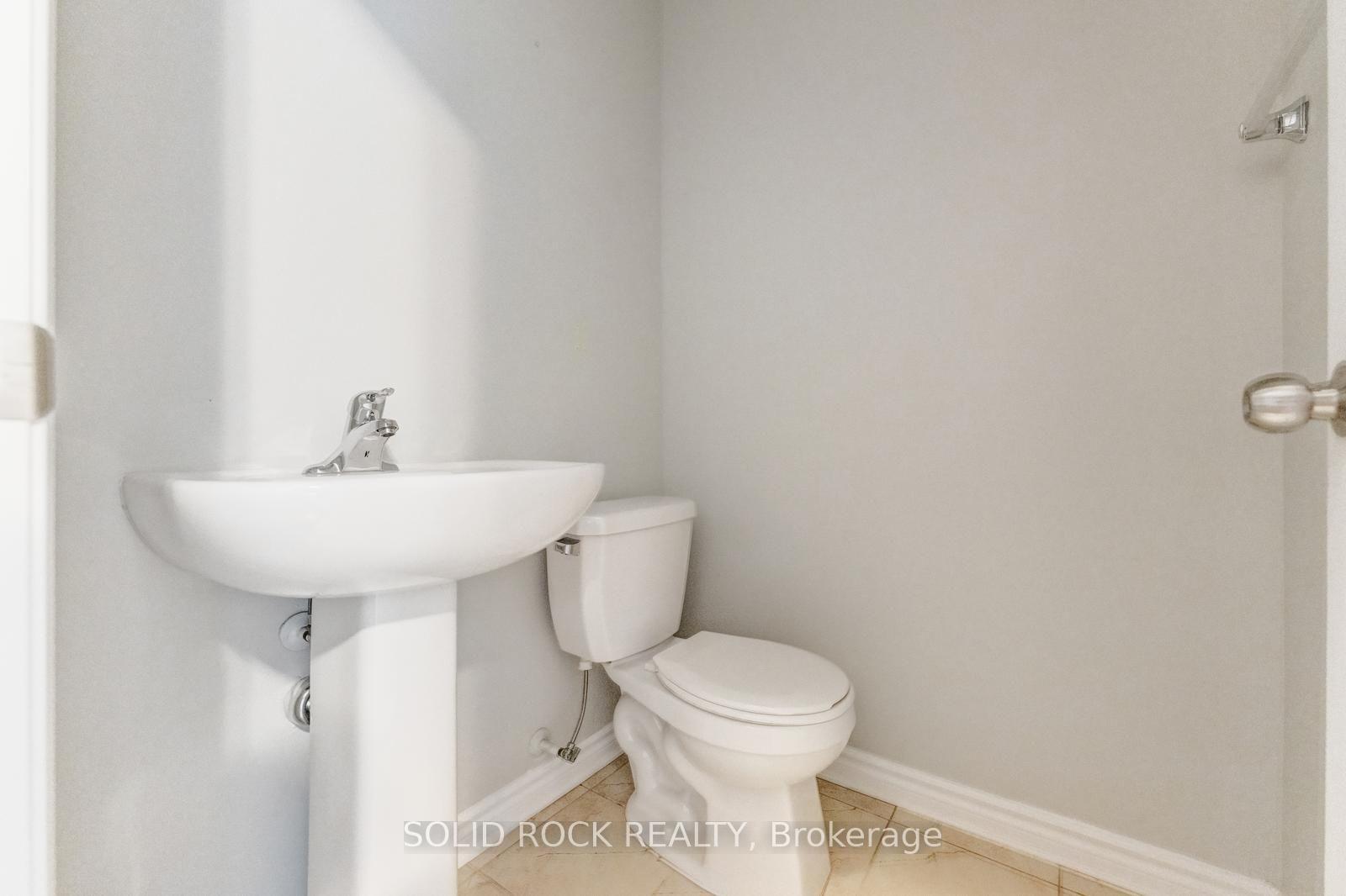 Photo 20 of 142 Farooq Boulevard S, Vaughan, Vellore Village — HOMEH