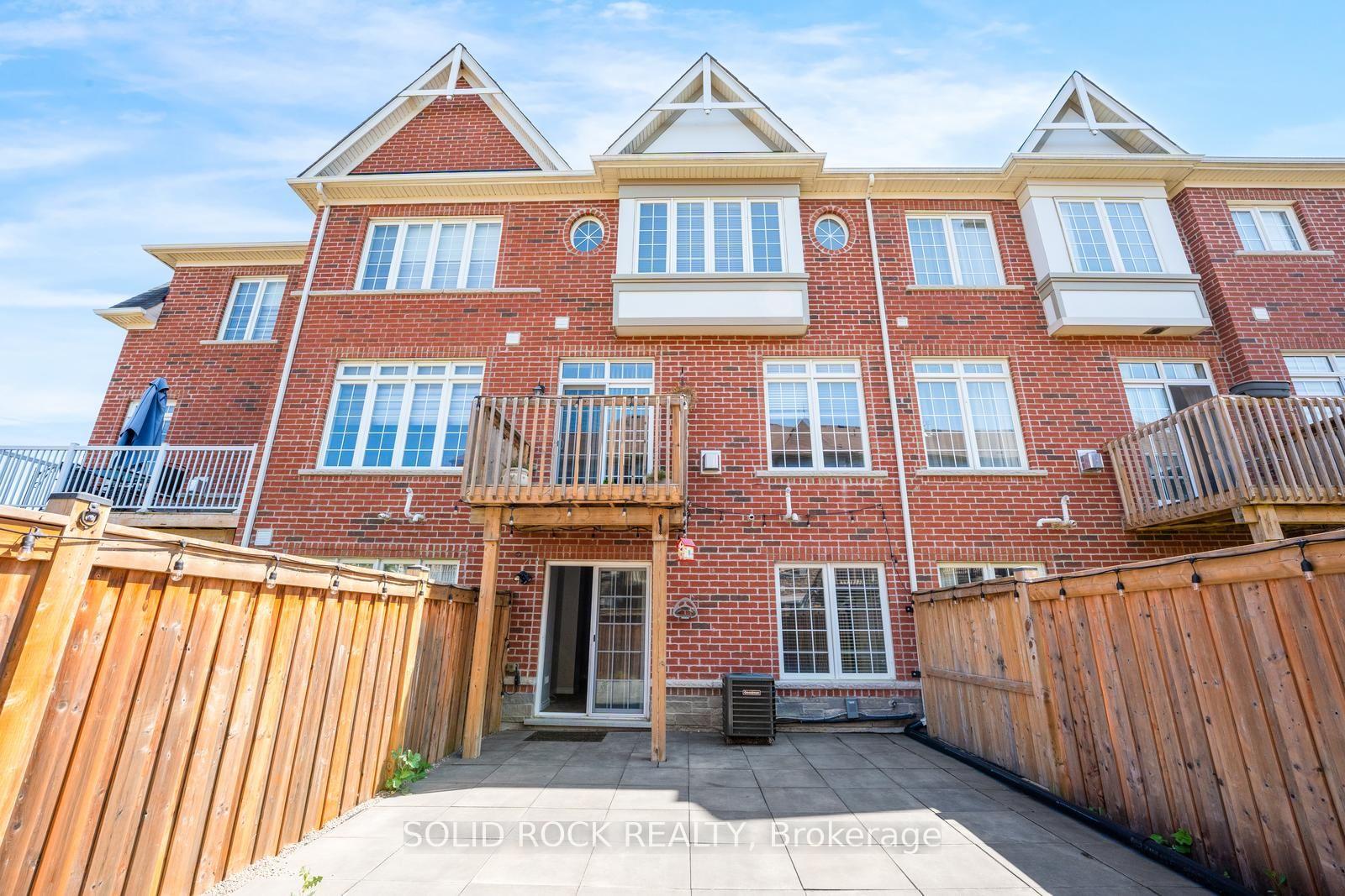 Photo 41 of 142 Farooq Boulevard S, Vaughan, Vellore Village — HOMEH