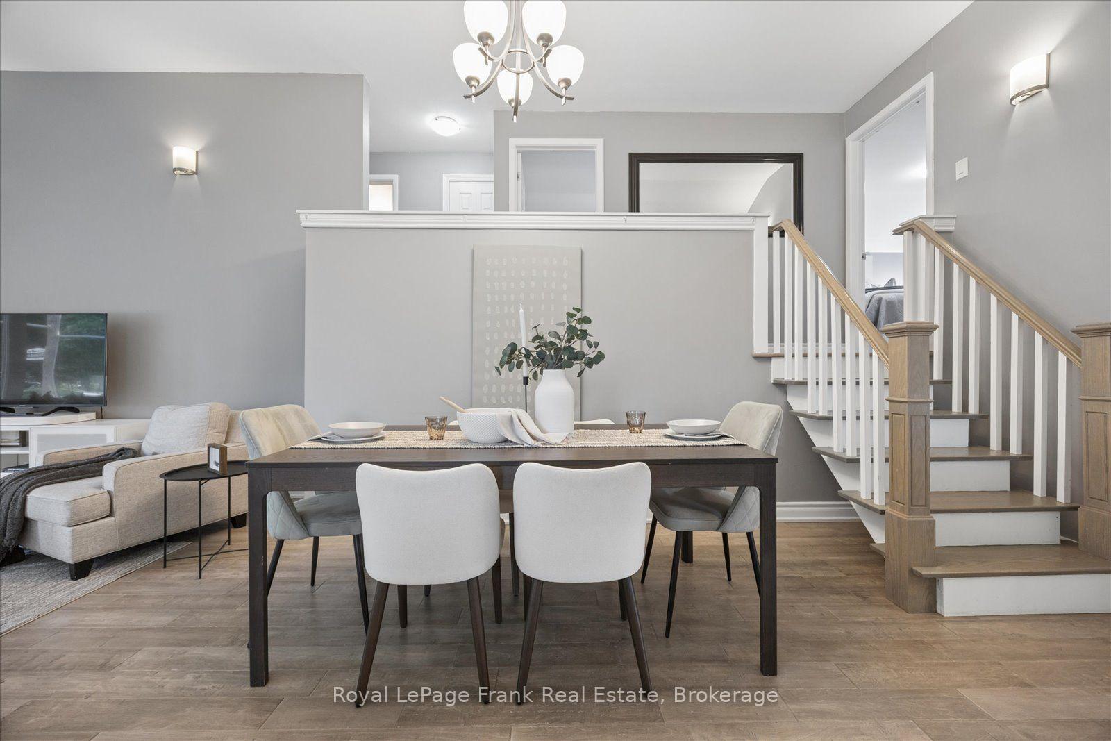 Photo 6 of 2 Rosswood Crescent, Scarborough, Bendale — HOMEH