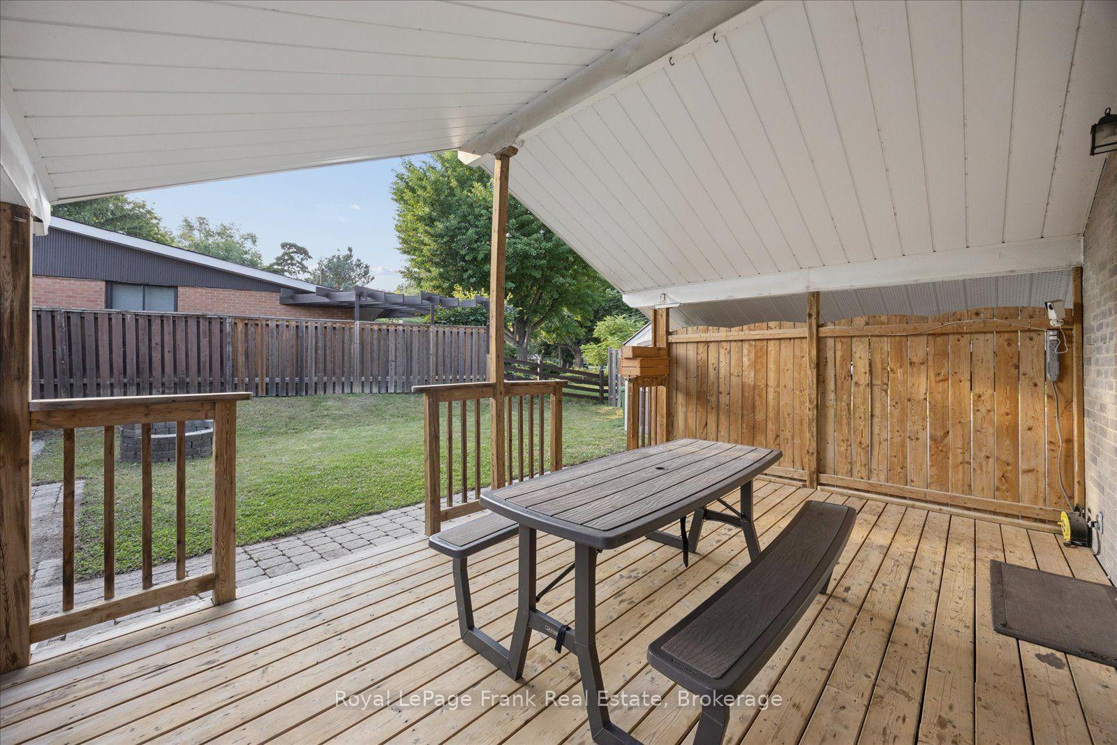Photo 29 of 2 Rosswood Crescent, Scarborough, Bendale — HOMEH