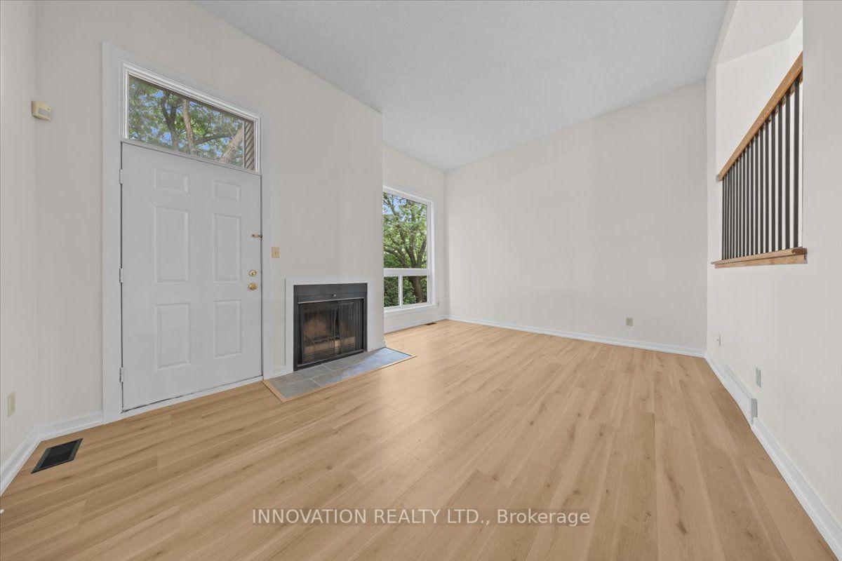 Photo 4 of Unit 2, 76 Esterlawn Private, Ottawa, McKellar Heights/Glabar Park — HOMEH
