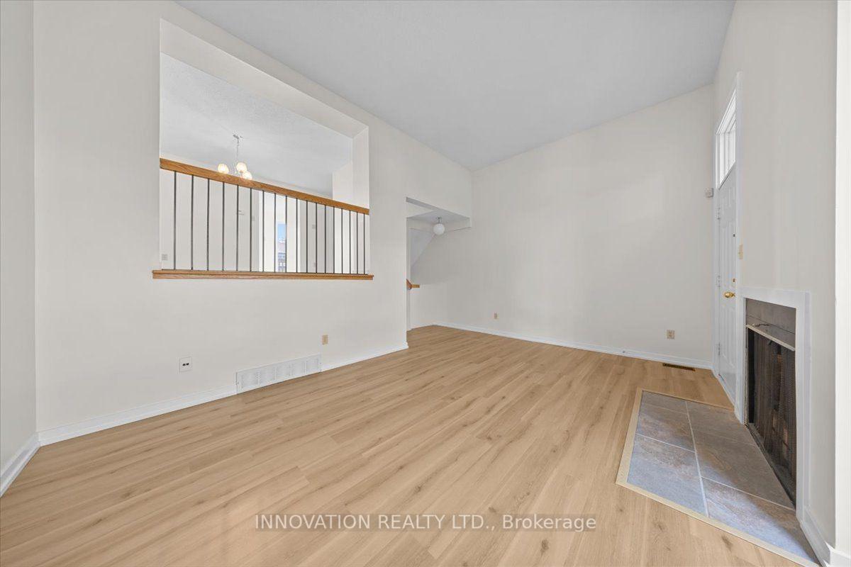 Photo 7 of Unit 2, 76 Esterlawn Private, Ottawa, McKellar Heights/Glabar Park — HOMEH