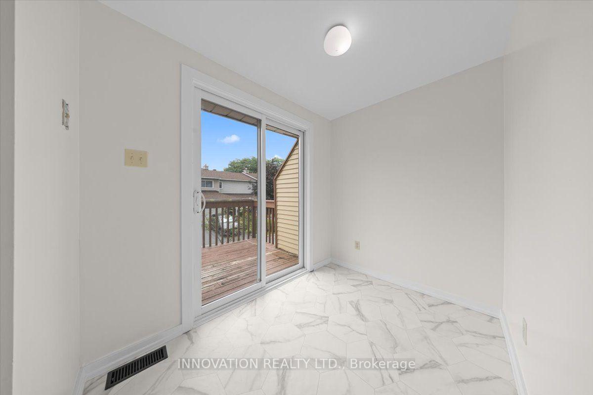 Photo 15 of Unit 2, 76 Esterlawn Private, Ottawa, McKellar Heights/Glabar Park — HOMEH