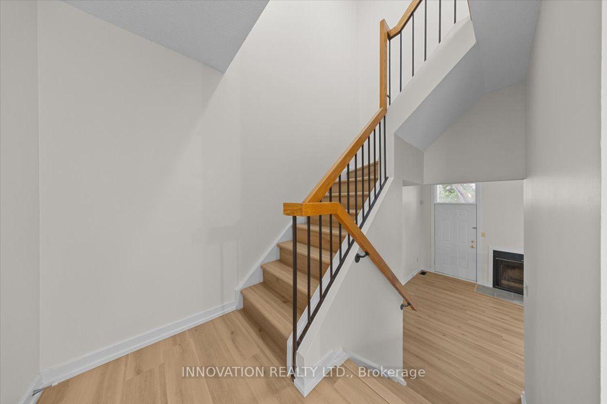 Photo 18 of Unit 2, 76 Esterlawn Private, Ottawa, McKellar Heights/Glabar Park — HOMEH
