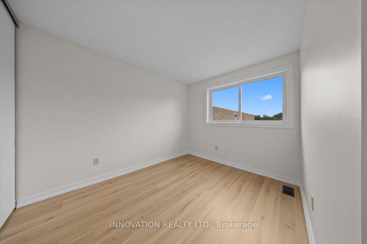 Photo 25 of Unit 2, 76 Esterlawn Private, Ottawa, McKellar Heights/Glabar Park — HOMEH