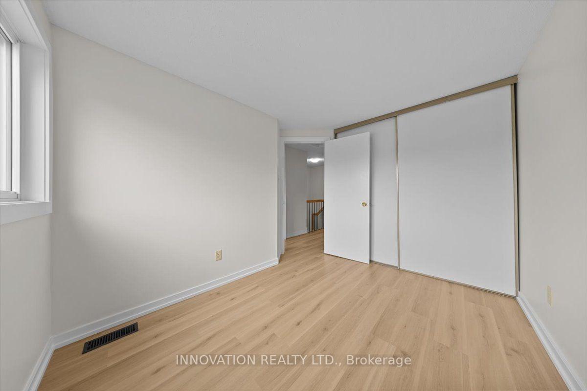 Photo 26 of Unit 2, 76 Esterlawn Private, Ottawa, McKellar Heights/Glabar Park — HOMEH