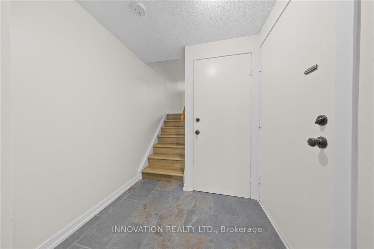 Photo 28 of Unit 2, 76 Esterlawn Private, Ottawa, McKellar Heights/Glabar Park — HOMEH