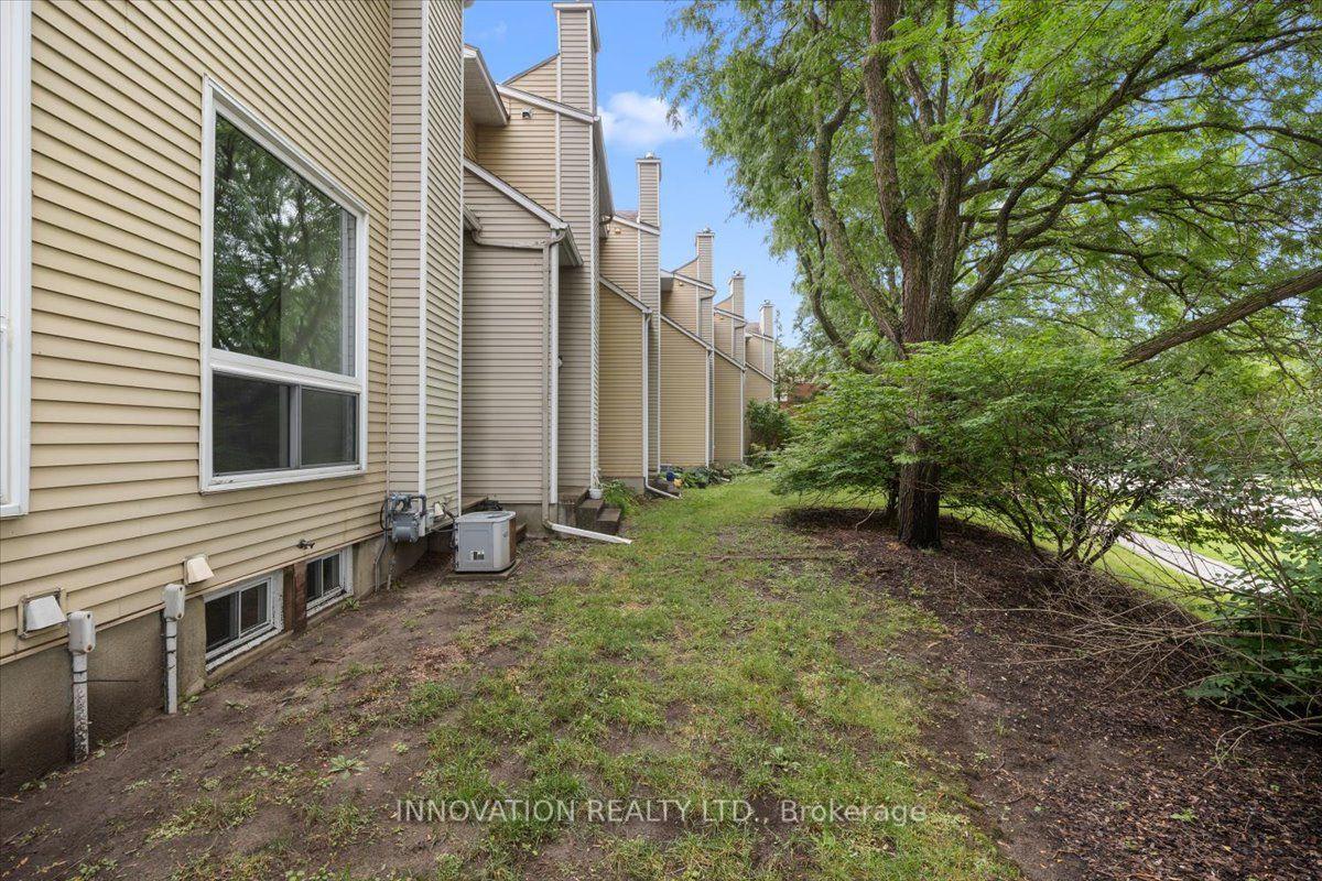 Photo 29 of Unit 2, 76 Esterlawn Private, Ottawa, McKellar Heights/Glabar Park — HOMEH