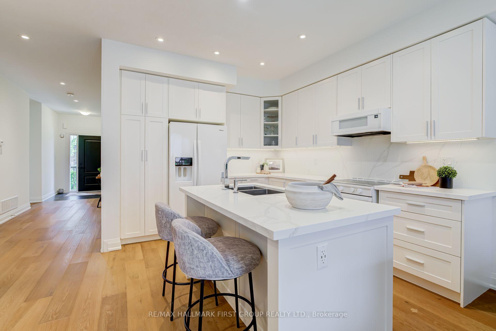 Photo 9 of 5 Harry Thornton Lane, Uxbridge — HOMEH
