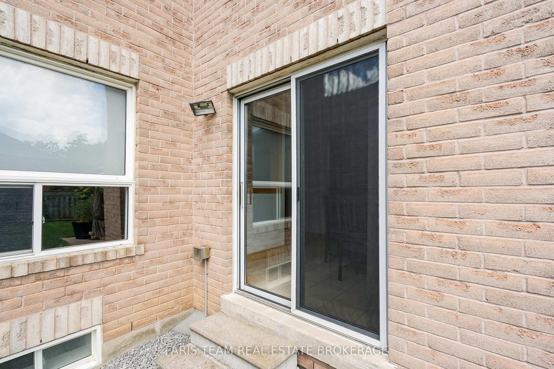 Photo 97 of 1948 Emerald Court, Innisfil, Alcona — HOMEH