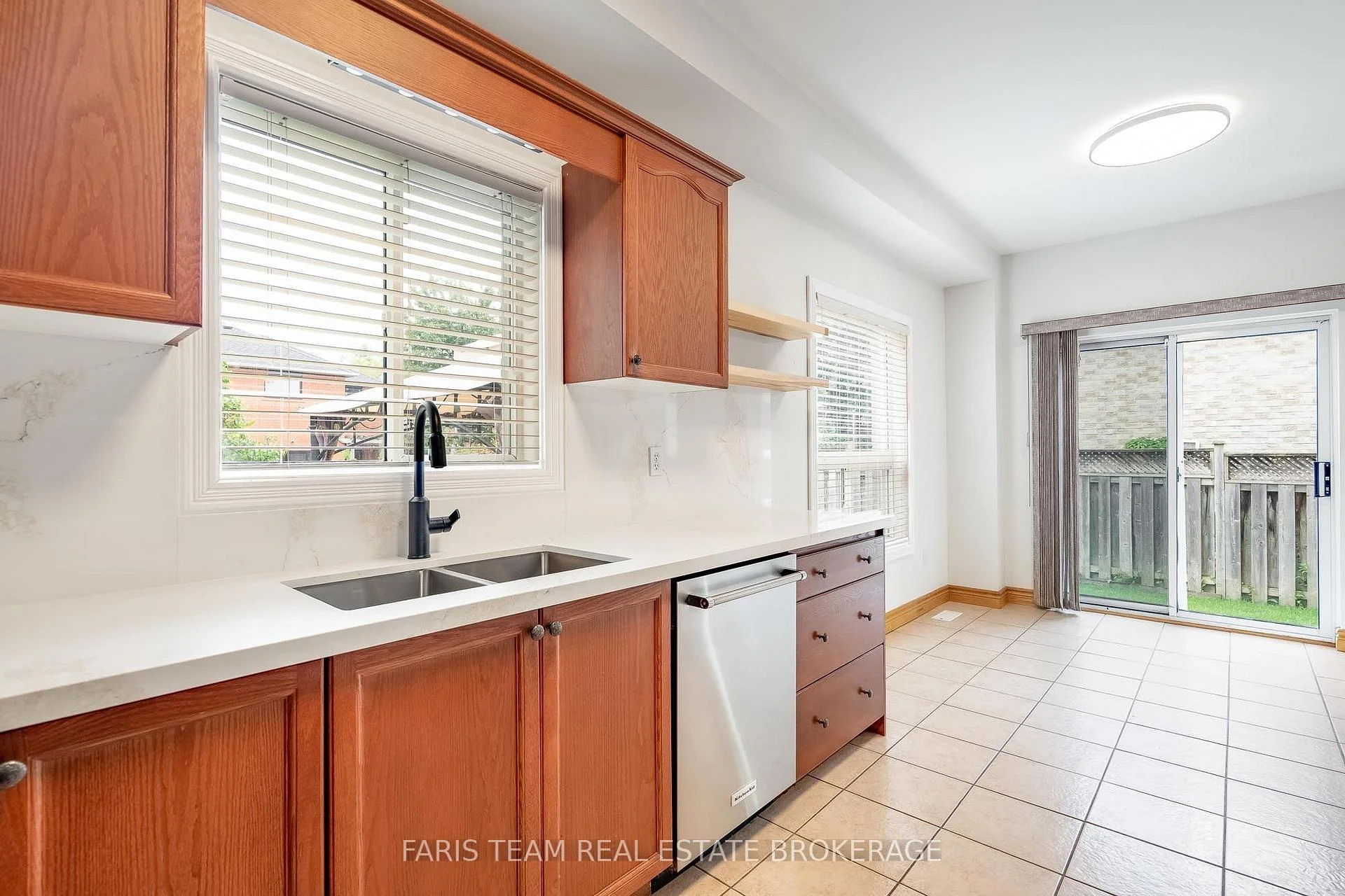 Photo 21 of 1948 Emerald Court, Innisfil, Alcona — HOMEH