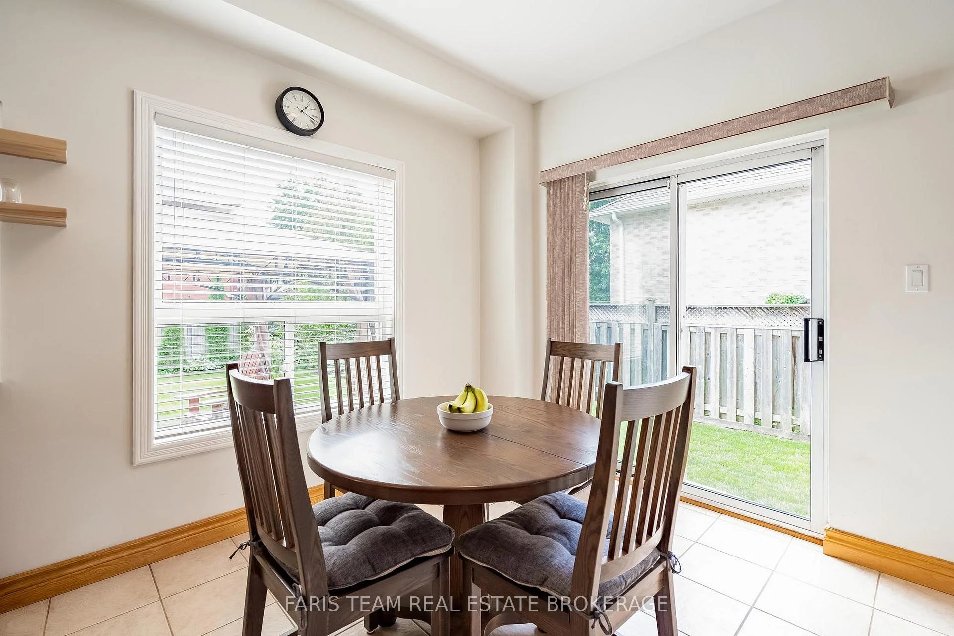 Photo 26 of 1948 Emerald Court, Innisfil, Alcona — HOMEH
