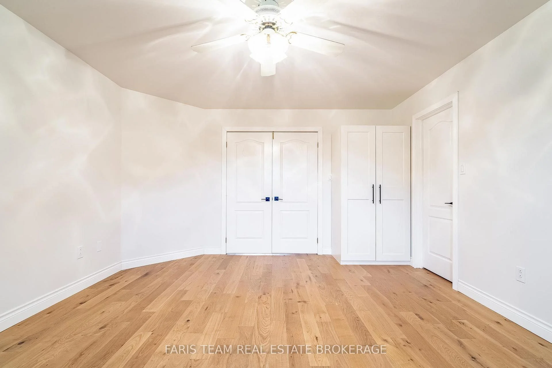 Photo 54 of 1948 Emerald Court, Innisfil, Alcona — HOMEH
