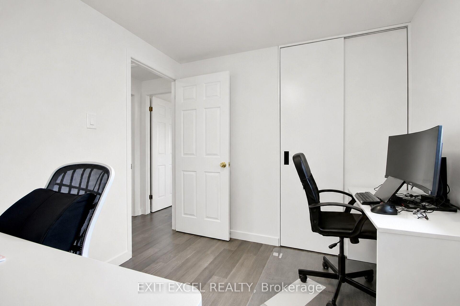 Photo 24 of 25 Uxbridge Crescent, Ottawa, Kanata - Glencairn/Hazeldean — HOMEH