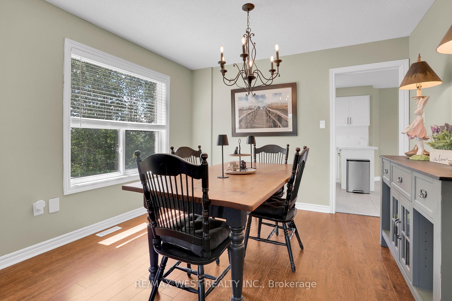 Photo 8 of 45 Carley Crescent, Barrie, Painswick South — HOMEH