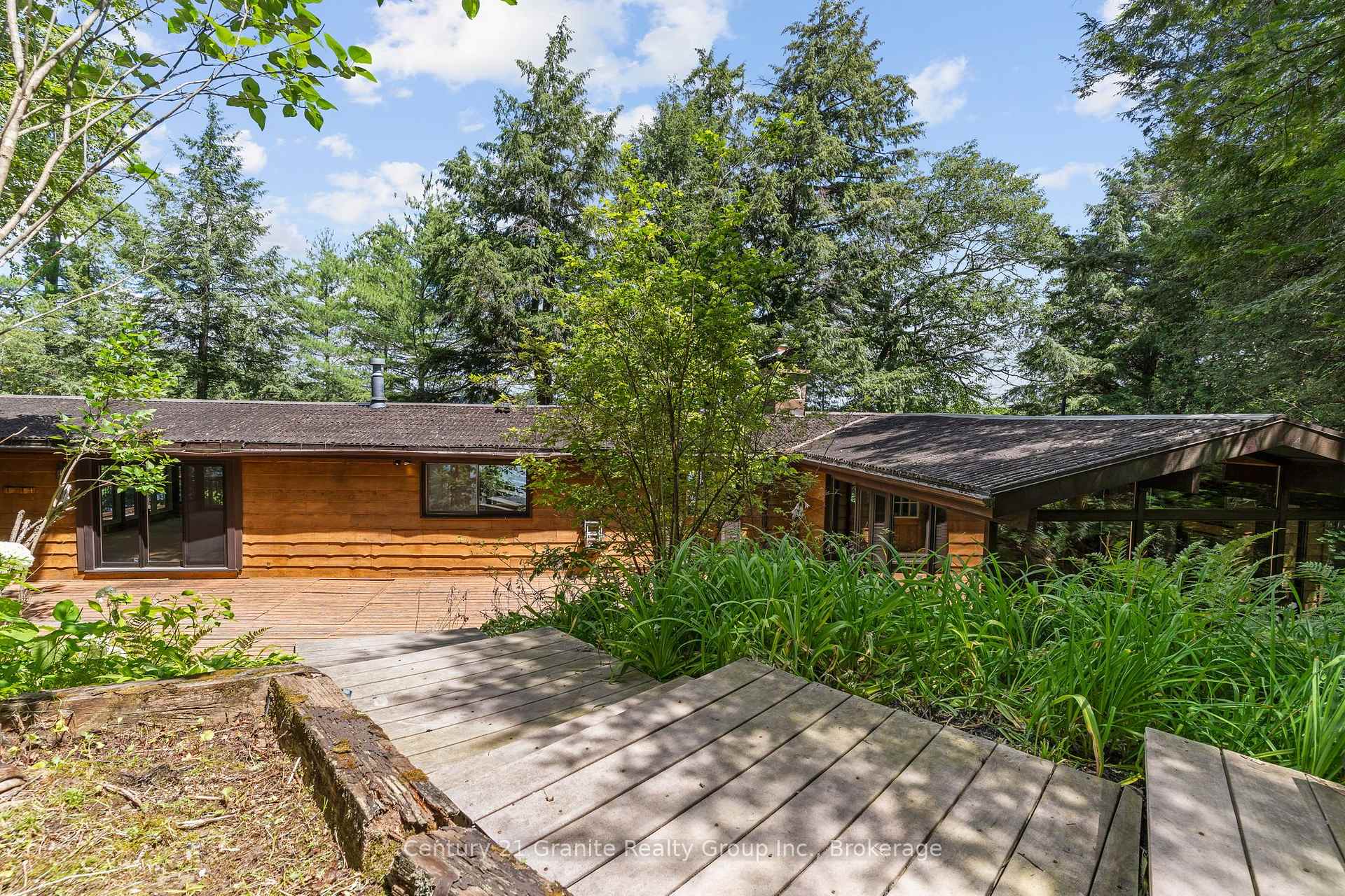 Photo 2 of 1427 Town Lot Road, Algonquin Highlands, Stanhope — HOMEH