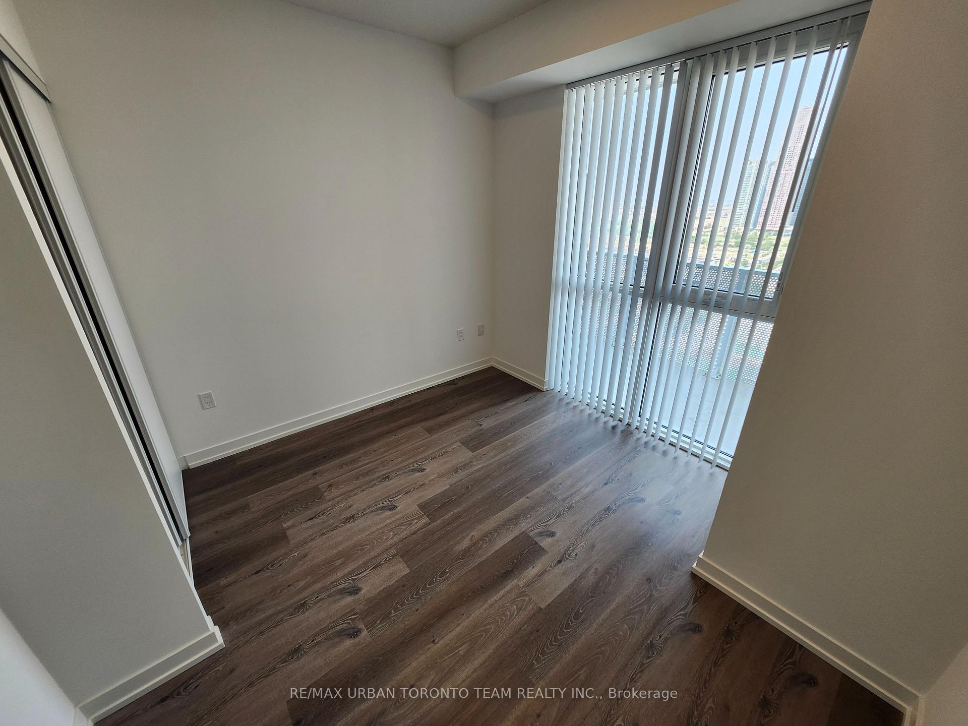 Photo 6 of Unit 2508, 28 Interchange Way, Vaughan, Vaughan Corporate Centre — HOMEH