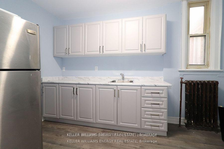 Photo 2 of Unit 1, 84 Simcoe Street N, Oshawa, Central — HOMEH