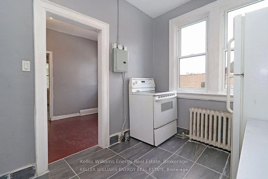Photo 4 of Unit 1, 84 Simcoe Street N, Oshawa, Central — HOMEH
