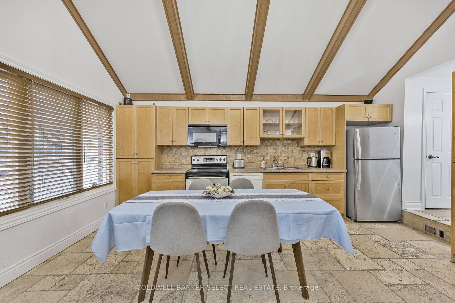 Photo 14 of 77-79 Baker Street, Wasaga Beach — HOMEH