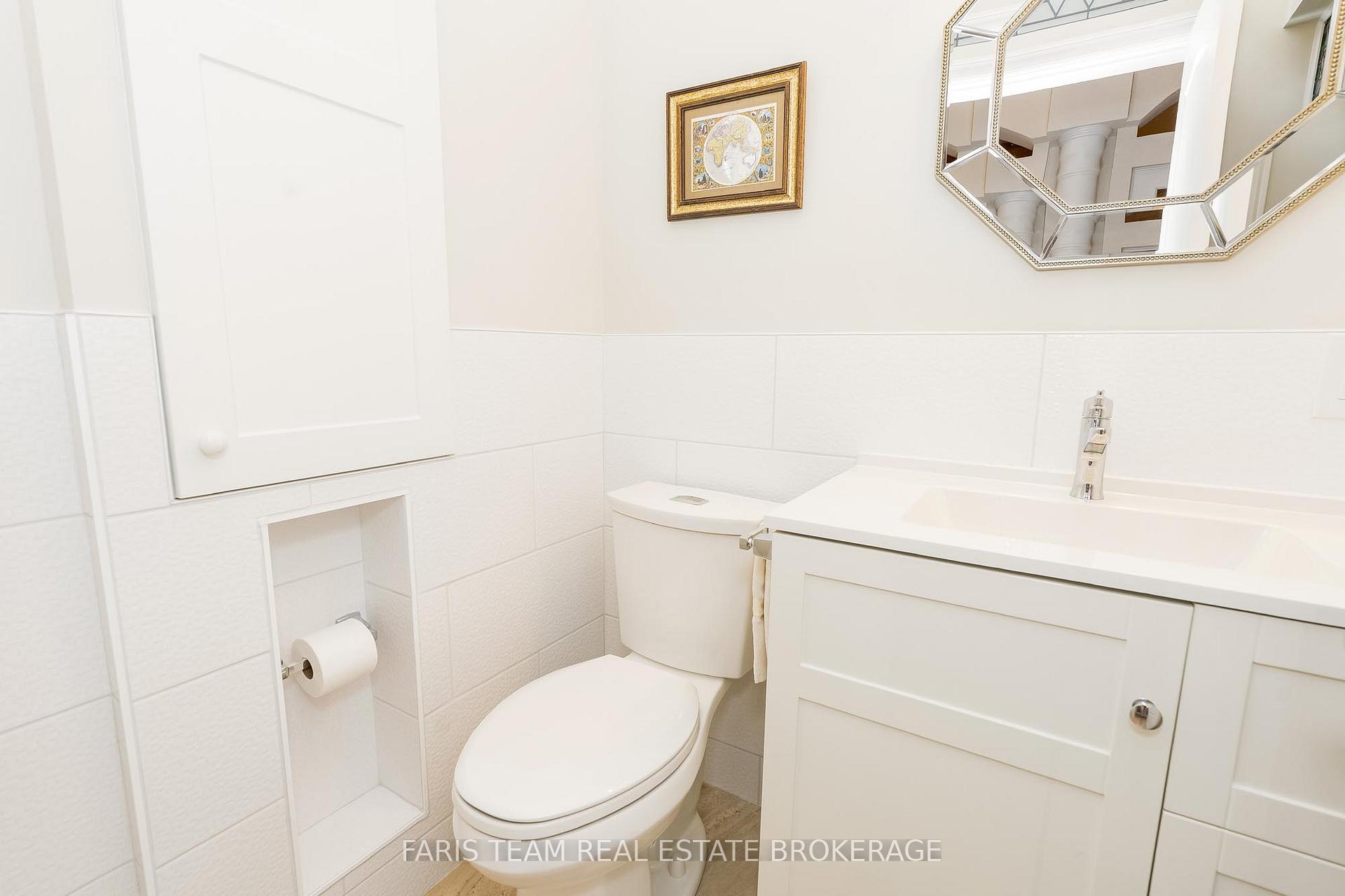 Photo 20 of 10 Wilton Trail, Aurora, Aurora Estates — HOMEH