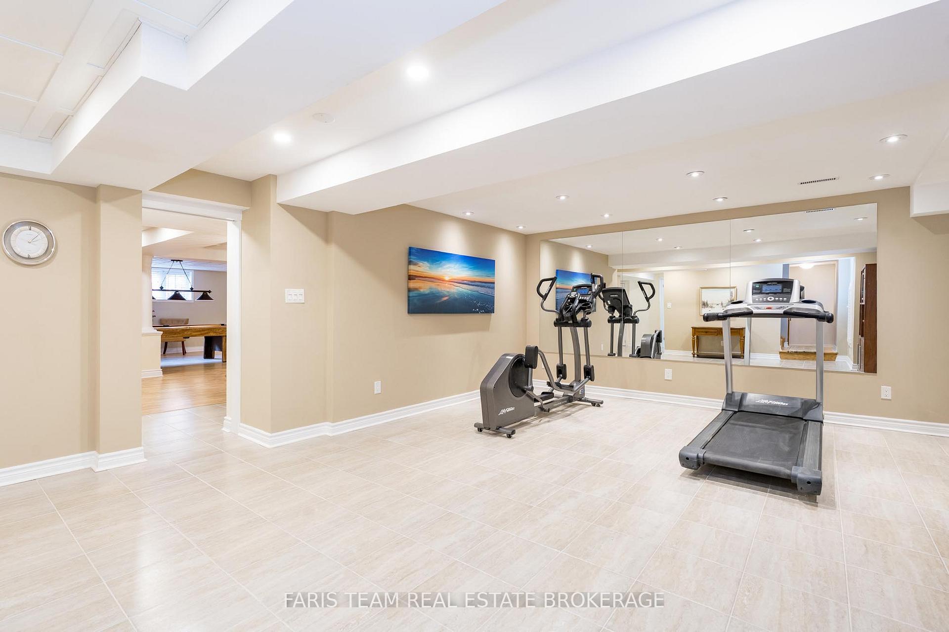 Photo 32 of 10 Wilton Trail, Aurora, Aurora Estates — HOMEH