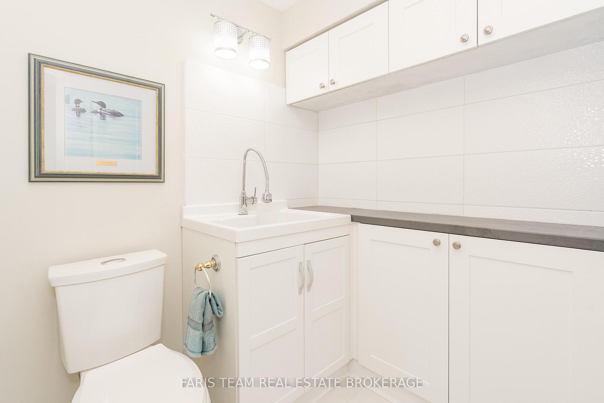 Photo 36 of 10 Wilton Trail, Aurora, Aurora Estates — HOMEH