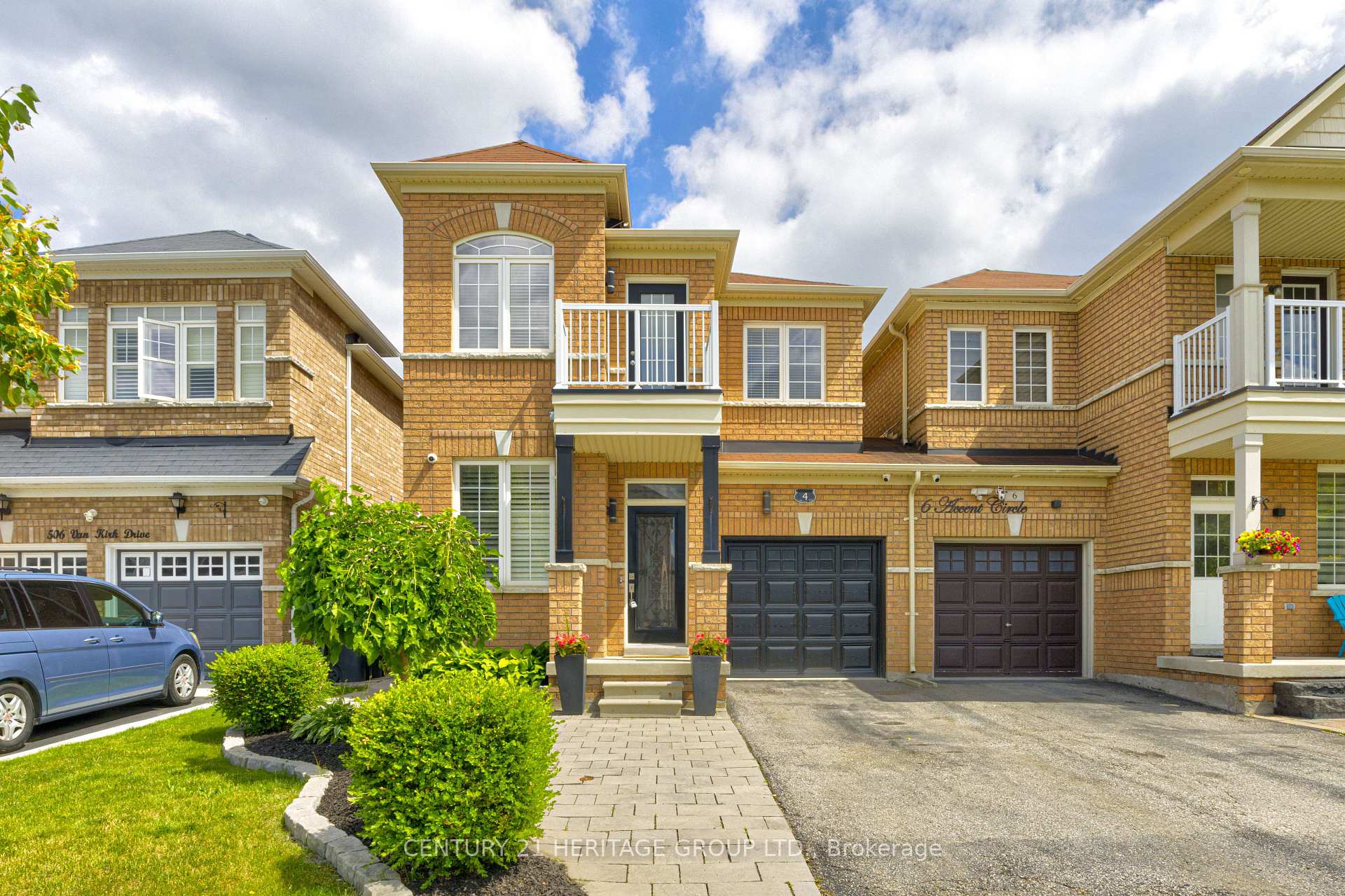 Photo 2 of 4 Accent Circle, Brampton, Northwest Sandalwood Parkway — HOMEH